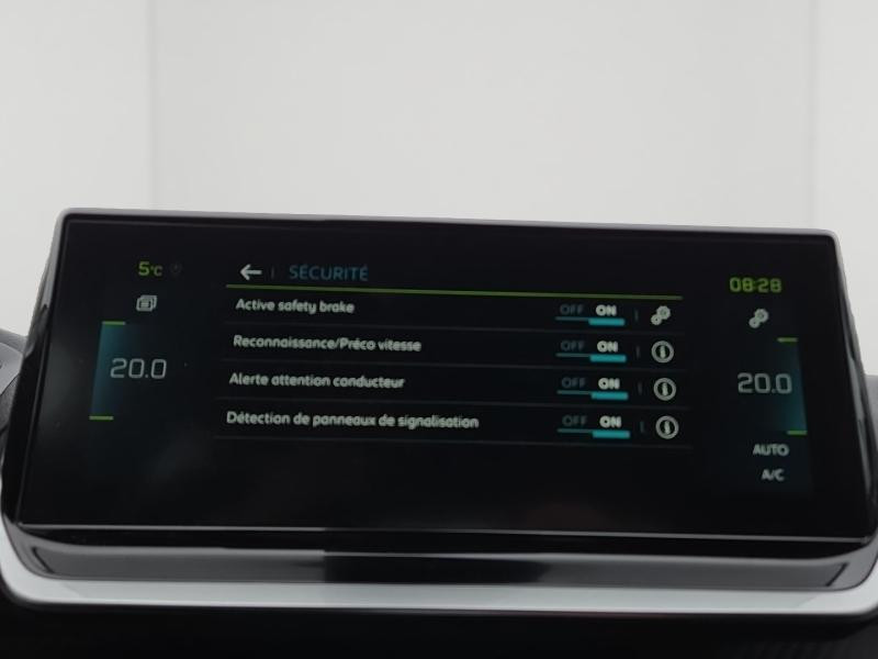 Used PEUGEOT 208 e-208 136ch Roadtrip 2022 Jaune € 15290 in Yutz