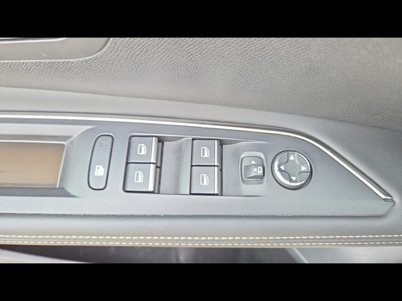 Used PEUGEOT 5008 1.5 BlueHDi 130ch S&S GT EAT8 2022 Blanc Nacré (N) € 25990 in Yutz