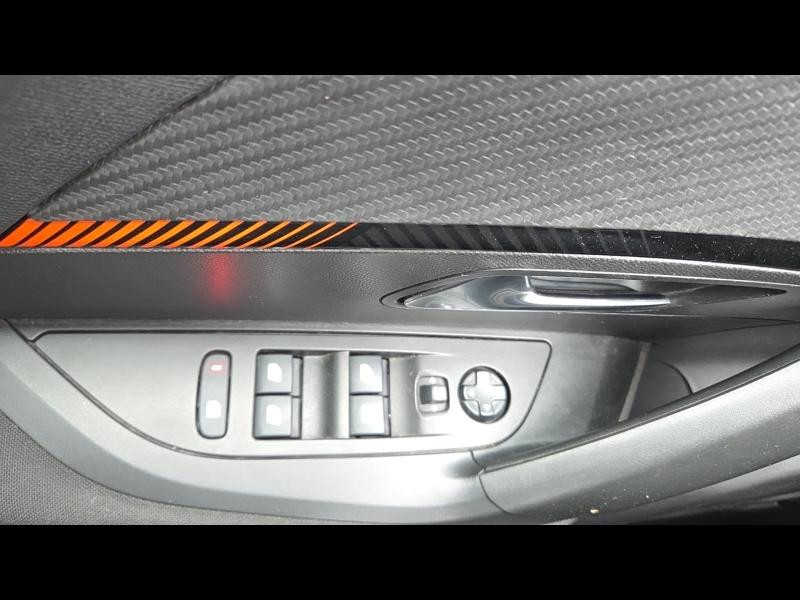 Used PEUGEOT 2008 1.2 PureTech 100ch S&S Active Pack 2022 Blanc banquise (O) € 14990 in Yutz