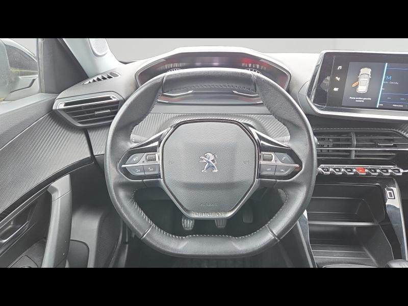 Used PEUGEOT 2008 1.2 PureTech 100ch S&S Active Pack 2022 Blanc banquise (O) € 14990 in Yutz