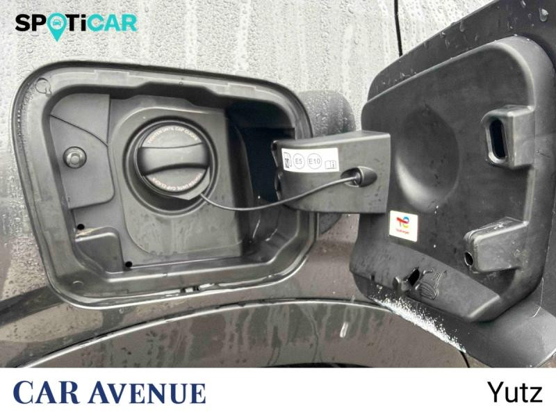 Used PEUGEOT 3008 1.2 Hybrid 136ch GT e-DCS6 2025 Gris Titane (M) € 32990 in Yutz