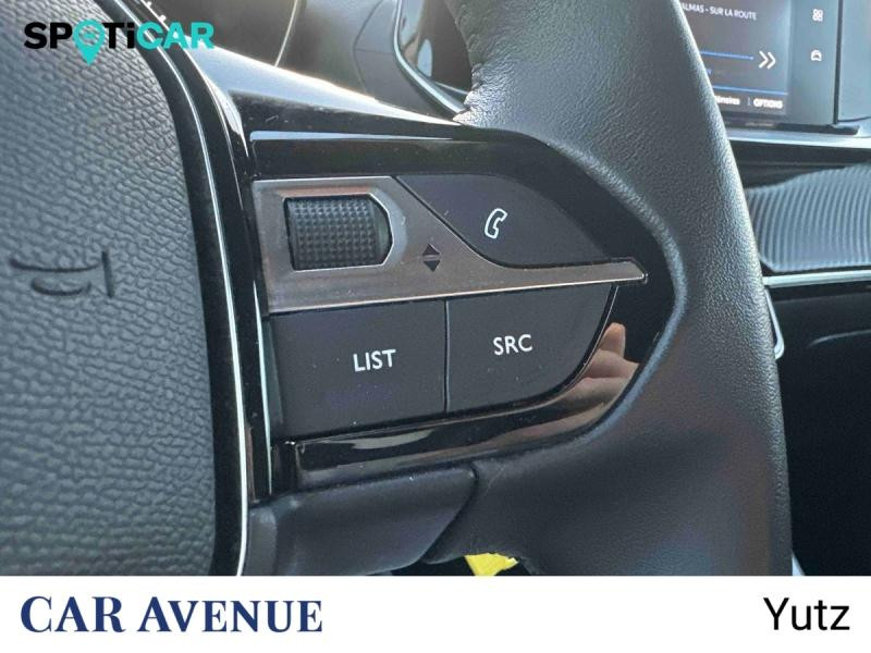 Occasion PEUGEOT 208 1.2 PureTech 100ch S&S Style EAT8 2023 Jaune 15990 € à Yutz