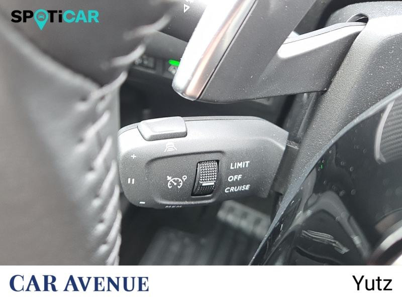 Occasion PEUGEOT 2008 1.2 Hybrid 145ch Allure e-DCS6 2025 Bleu 25990 € à Yutz