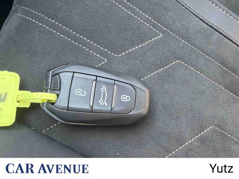 Occasion PEUGEOT 3008 HYBRID 225ch GT Pack e-EAT8 2022 Noir Perla Nera (M) 24490 € à Yutz