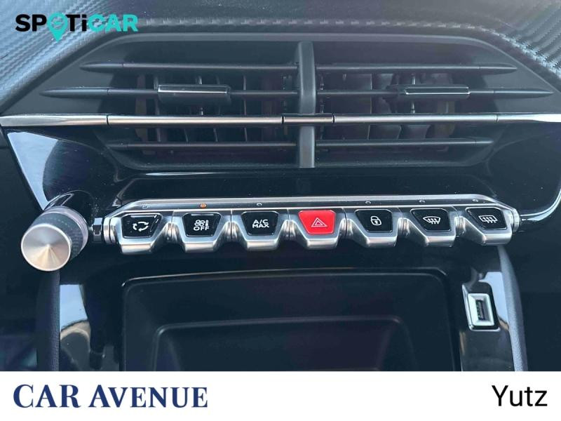 Occasion PEUGEOT 208 1.2 PureTech 100ch S&S Style EAT8 2023 Jaune 15990 € à Yutz