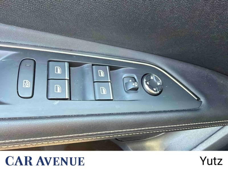 Occasion PEUGEOT 3008 HYBRID 225ch GT Pack e-EAT8 2022 Noir Perla Nera (M) 24490 € à Yutz