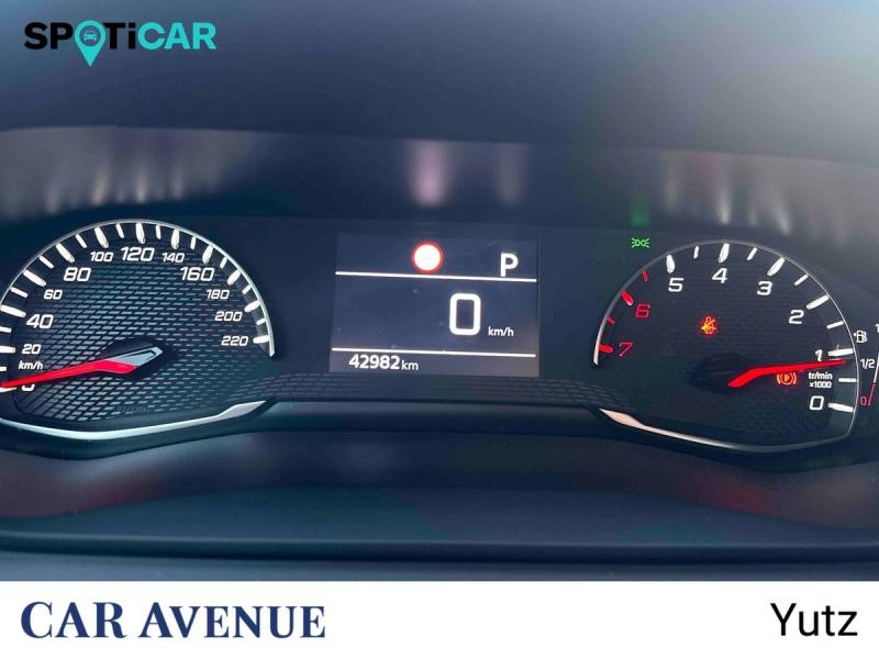 Occasion PEUGEOT 208 1.2 PureTech 100ch S&S Style EAT8 2023 Jaune 15990 € à Yutz