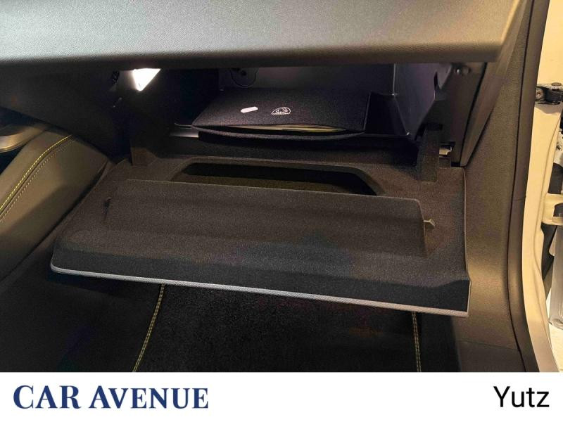 Occasion PEUGEOT 308 Plug-In Hybrid 195ch GT e-DCS7 2025 Blanc Okénite (M) 38990 € à Yutz