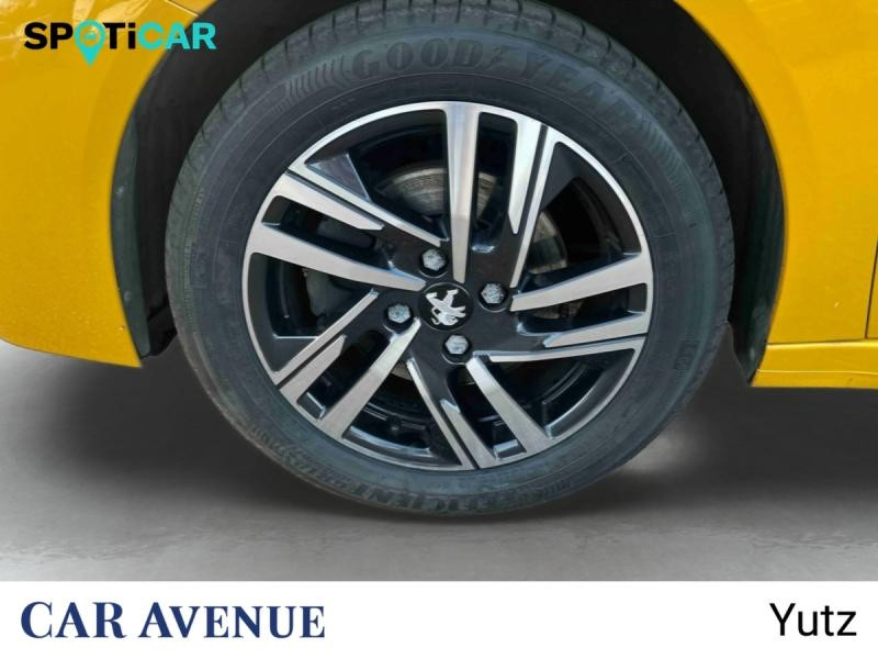 Occasion PEUGEOT 208 1.2 PureTech 100ch S&S Style EAT8 2023 Jaune 15990 € à Yutz