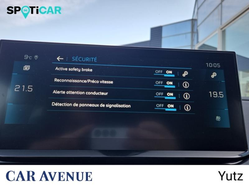 Occasion PEUGEOT 3008 1.2 PureTech 130ch S&S Roadtrip EAT8 2022 Gris Platinium (M) 21990 € à Yutz