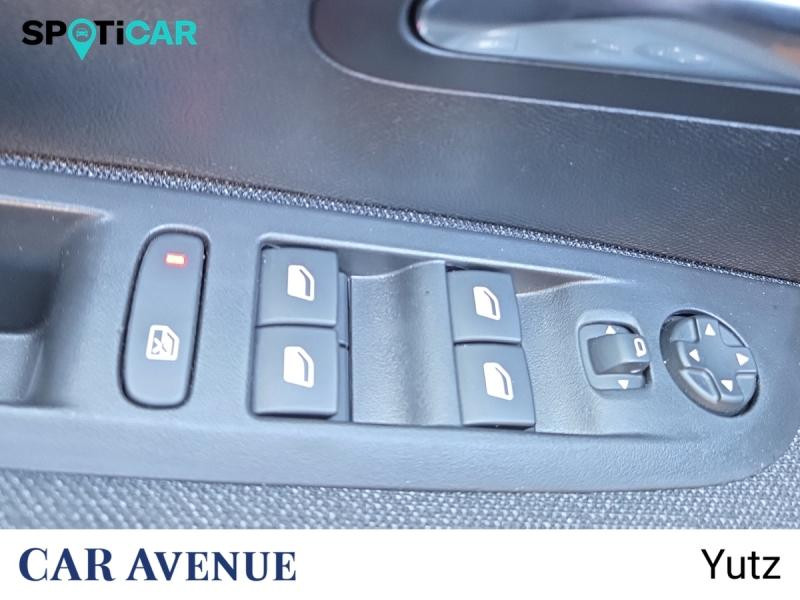 Occasion PEUGEOT 208 1.2 100ch S&S Style 2025 Jaune 15990 € à Yutz