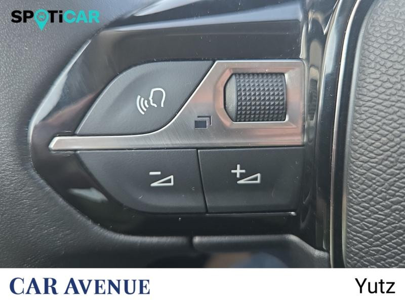 Occasion PEUGEOT 208 1.2 PureTech 100ch S&S Active 2024 Jaune 12990 € à Yutz