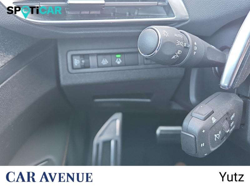 Occasion PEUGEOT 3008 1.2 PureTech 130ch S&S Roadtrip EAT8 2022 Gris Platinium (M) 21990 € à Yutz