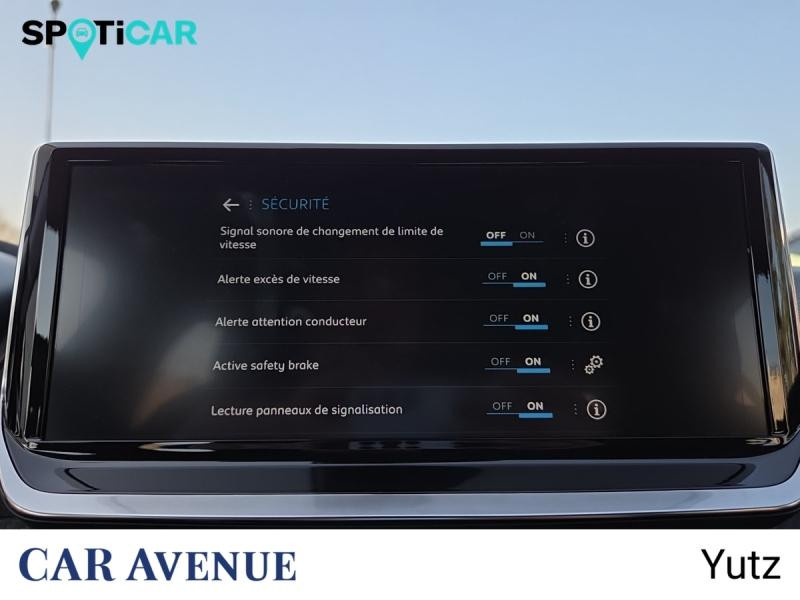 Occasion PEUGEOT 208 1.2 PureTech 100ch S&S Active 2024 Gris Artense (M) 15490 € à Yutz