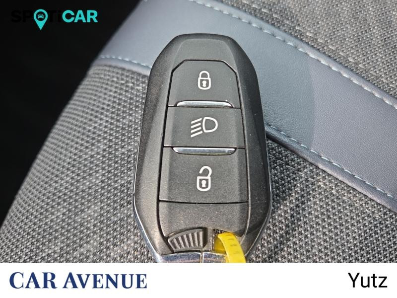 Occasion PEUGEOT 2008 1.2 PureTech 130ch S&S Allure EAT8 7cv 2020 Orange Fusion (M) 14990 € à Yutz