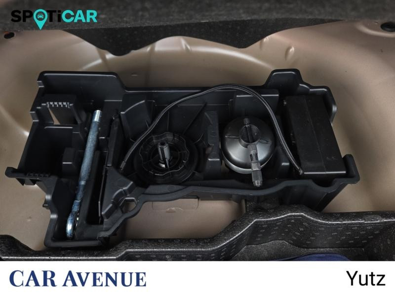 Occasion PEUGEOT 2008 1.2 PureTech 130ch S&S Allure EAT8 7cv 2020 Orange Fusion (M) 14990 € à Yutz