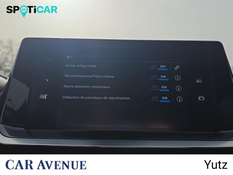 Occasion PEUGEOT 2008 1.2 PureTech 130ch S&S Allure EAT8 2023 Gris Artense (M) 17490 € à Yutz