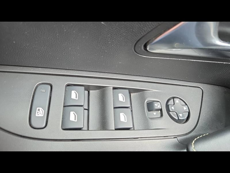 Used PEUGEOT 2008 1.5 BlueHDi 130ch S&S GT Pack EAT8 125g 2021 Rouge Elixir (S) € 21790 in Yutz