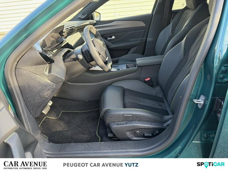 Used PEUGEOT 308 1.2 Hybrid 145ch GT Exclusive e-DCS6 2025 Bleu € 37633 in Yutz
