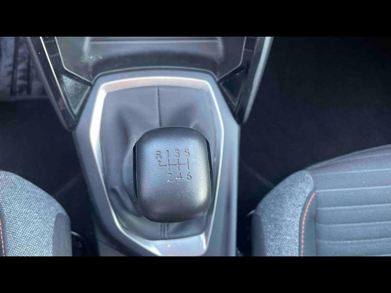 Used PEUGEOT 2008 1.2 PureTech 100ch S&S Active 2021 Blanc banquise (O) € 13790 in Yutz