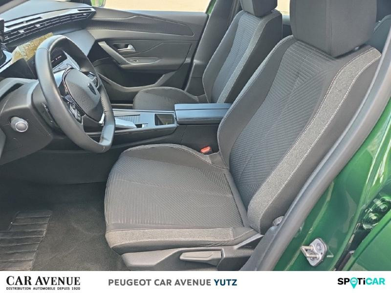 Used PEUGEOT 308 PHEV 180ch Active Pack e-EAT8 2022 Vert Olivine (M) € 20490 in Yutz