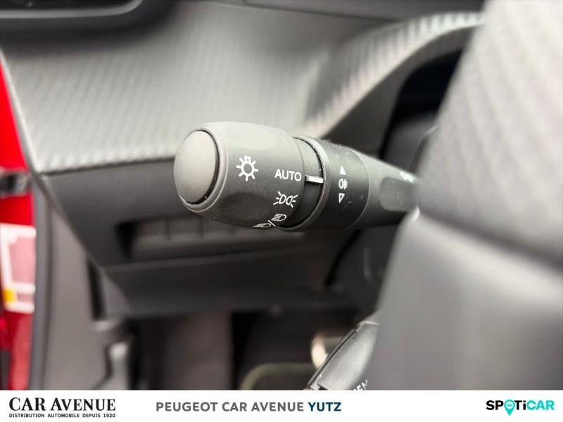 Used PEUGEOT 2008 1.2 Hybrid 145ch GT e-DCS6 2025 Rouge Elixir (S) € 33808 in Yutz