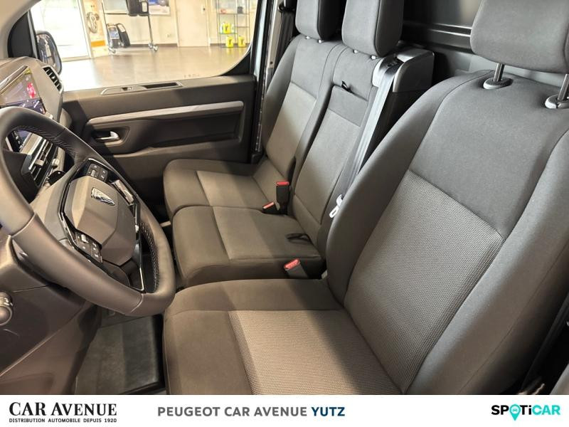 Occasion PEUGEOT Expert Fg M 136ch (100kW) Batterie 75 kWh Tech Edition 2025 Gris Acier métal 34665 € à Yutz