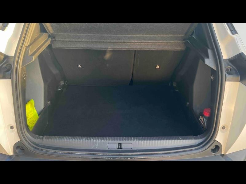Used PEUGEOT 2008 1.2 PureTech 100ch S&S Active 2021 Blanc banquise (O) € 13790 in Yutz