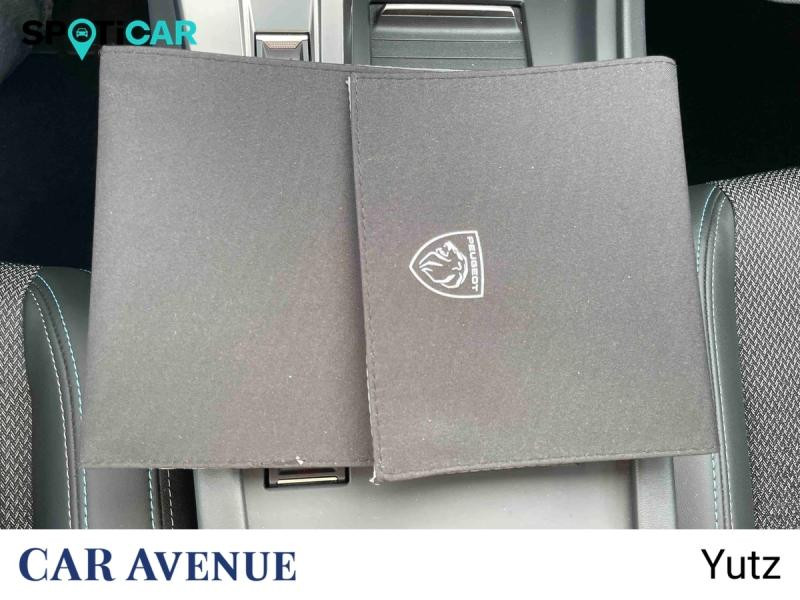 Used PEUGEOT 308 PHEV 180ch Allure Pack e-EAT8 2022 Blanc Nacré (S) € 20990 in Yutz