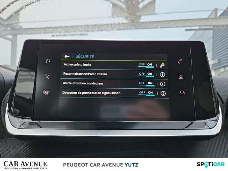 Used PEUGEOT 208 e-208 136ch E-Style 2024 Gris Artense (M) € 19890 in Yutz