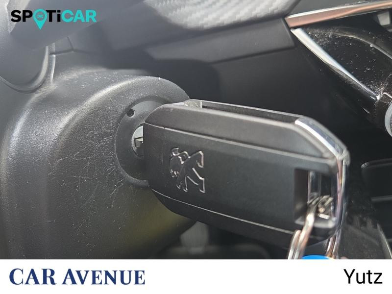 Occasion PEUGEOT 208 1.2 PureTech 75ch S&S Style 2022 Rouge Elixir (V) 12490 € à Yutz