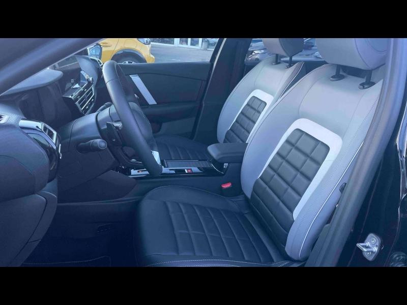 Used CITROEN C4 1.2 Hybride 145ch S&S PLUS Automatique 2025 Noir Perla Nera (N) € 22990 in Yutz