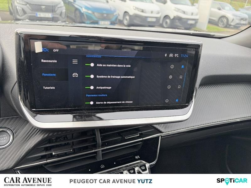 Occasion PEUGEOT 2008 e-2008 136ch Allure 2025 Gris Selenium (M) 35696 € à Yutz