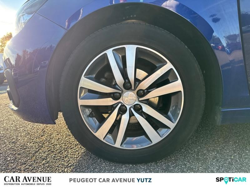 Used PEUGEOT 308 1.2 PureTech 110ch S&S Allure 6cv 2020 Bleu Magnetic € 11390 in Yutz