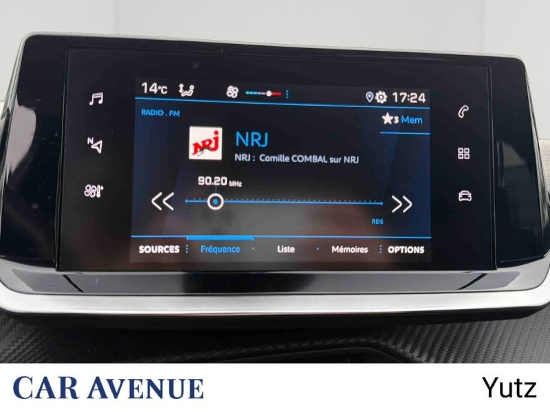 Used PEUGEOT 208 1.2 PureTech 75ch S&S Style 2022 Jaune € 12490 in Yutz