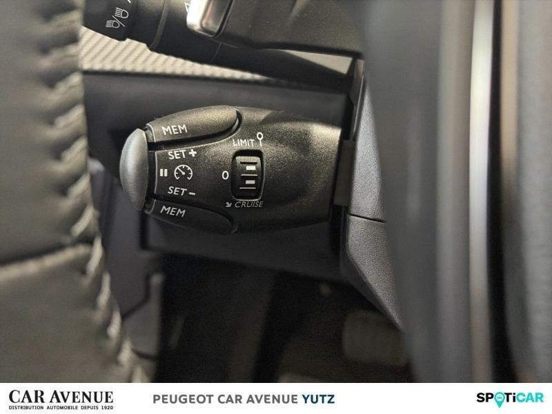 Used PEUGEOT 2008 1.2 Hybrid 145ch Style e-DCS6 2025 Noir Perla Nera (M) € 30232 in Yutz