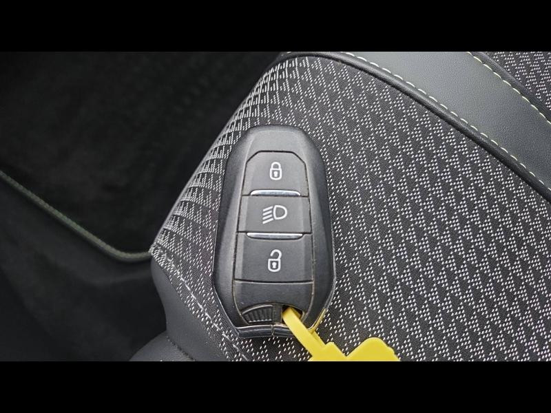 Occasion PEUGEOT 208 1.2 PureTech 130ch S&S GT EAT8 2021 Bleu Vertigo (V) 15790 € à Yutz