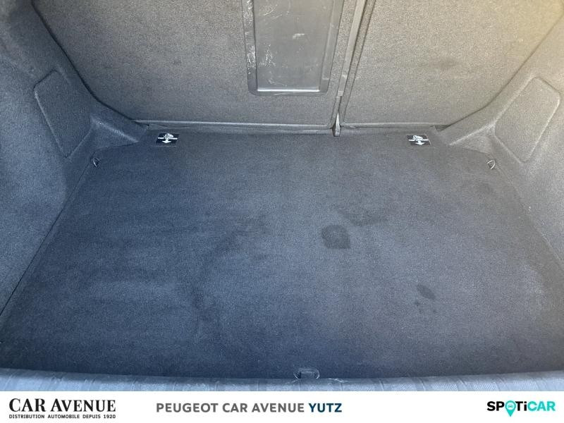 Used PEUGEOT 308 1.2 PureTech 110ch S&S Allure 6cv 2020 Bleu Magnetic € 11390 in Yutz