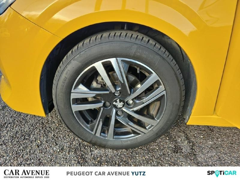Occasion PEUGEOT 208 1.2 PureTech 75ch S&S Style 2022 Jaune 12390 € à Yutz