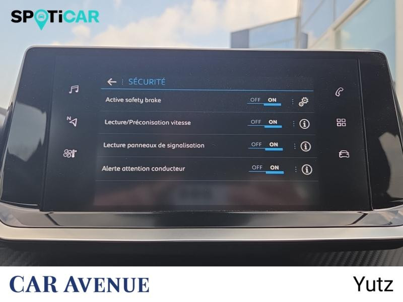 Occasion PEUGEOT 208 1.2 PureTech 75ch S&S Style 2022 Rouge Elixir (V) 12490 € à Yutz