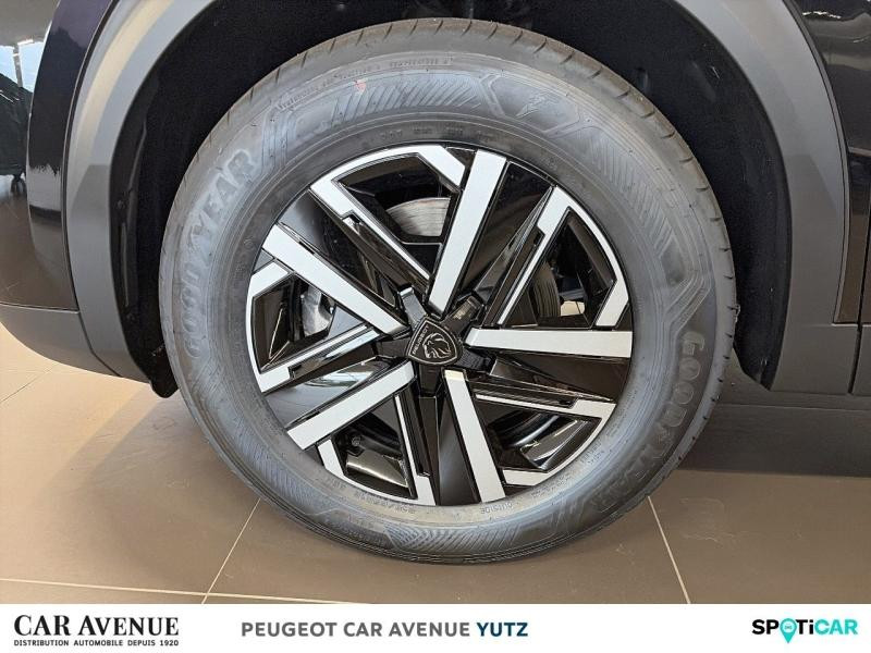 Used PEUGEOT 2008 1.2 Hybrid 145ch Style e-DCS6 2025 Noir Perla Nera (M) € 30232 in Yutz