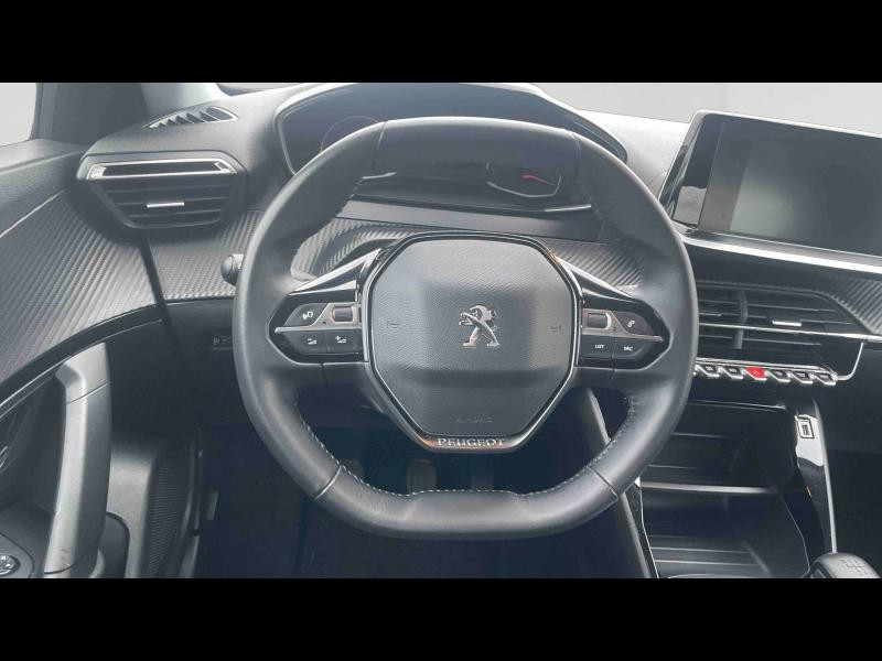 Used PEUGEOT 2008 1.2 PureTech 100ch S&S Active 2021 Orange € 13190 in Yutz