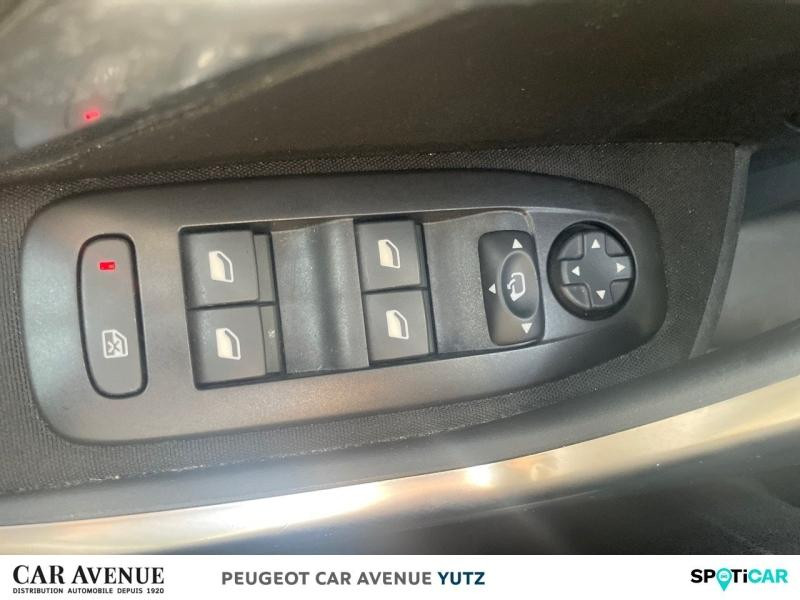 Used PEUGEOT 2008 1.2 PureTech 130ch E6.c Allure S&S 2019 Gris Artense € 11390 in Yutz