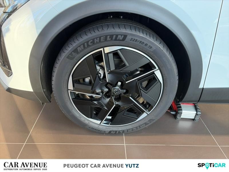 Occasion PEUGEOT 408 Electrique 210ch GT (58kWh) 2025 Blanc 45224 € à Yutz