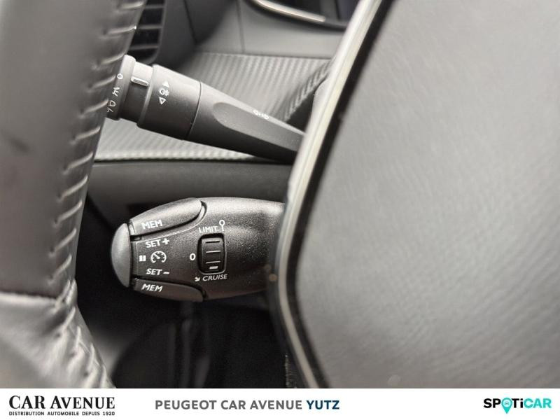 Used PEUGEOT 208 1.2 PureTech 100ch S&S Allure 2024 Gris Artense (M) € 16390 in Yutz