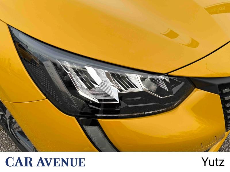 Used PEUGEOT 208 1.2 PureTech 75ch S&S Style 2022 Jaune € 12490 in Yutz