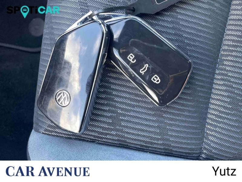 Occasion VOLKSWAGEN Golf 1.5 eTSI OPF 150ch R-Line DSG7 2024 Gris Dauphin métallisée 27990 € à Yutz