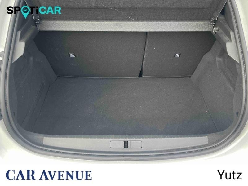 Occasion PEUGEOT 208 1.2 PureTech 100ch S&S Roadtrip EAT8 2021 Blanc nacré 13990 € à Yutz