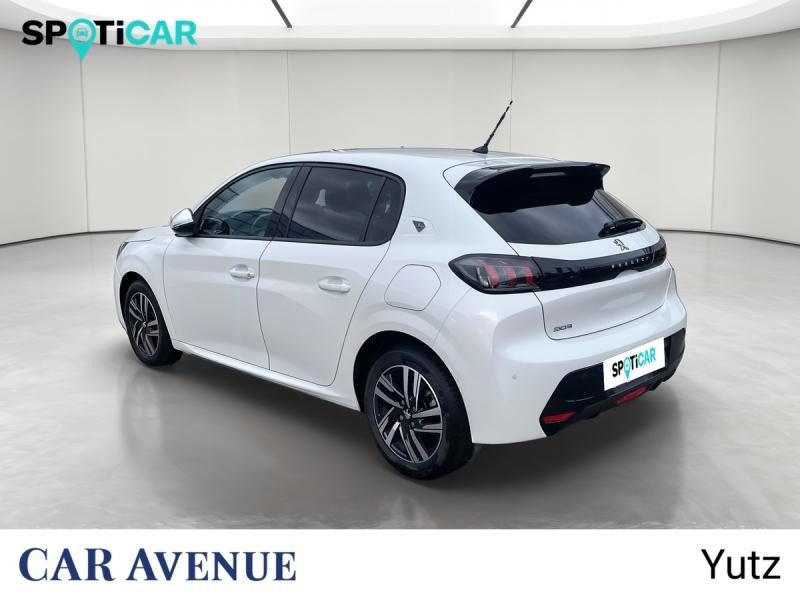 Occasion PEUGEOT 208 1.2 PureTech 100ch S&S Roadtrip EAT8 2021 Blanc nacré 13990 € à Yutz