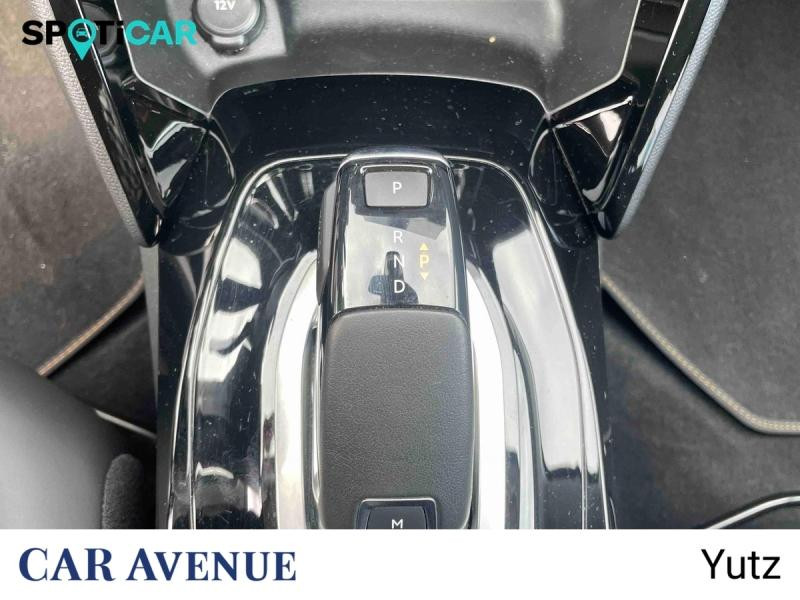 Occasion PEUGEOT 208 1.2 PureTech 100ch S&S Roadtrip EAT8 2021 Blanc nacré 13990 € à Yutz